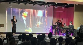 ‘작은 무대, 큰 울림’…객석에 자리한 당신도 ‘작품의 일부’