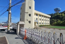 수년째 방치 ‘광주시노인회관’ 우범지대 전락 우려