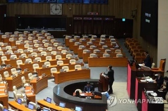 [강란희 세상이야기] 대한민국 국회의 새로운 모습, '필리버스터'