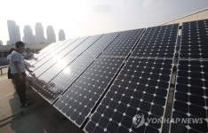 태양광·풍력등 전세계 재생에너지 발전, 석탄 발전 넘었다