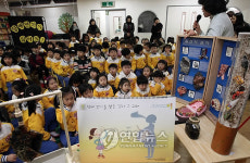 흡연 경험 청소년, 담배 처음 접하는 시기 만 12.7세