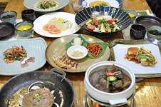창원 용호동 맛집 숟가락반상 마실 한정식, 여름 제철 상차림 마련