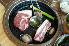 제주함덕맛집 곱들락 웨트에이징 통해 육즙과 풍미를 살린 흑돼지전문점