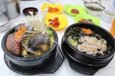 강원도 속초 맛집 해녀마을, 베스트 메뉴로 전복해물뚝배기 추천