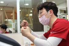 치과 선택 시 임플란트와 턱관절·이갈이·교정 등 전담 주치의 확인해야