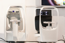 무서운 안과질환 황반변성이 주는 시력손상에 유의하라