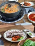 태안 안면도 맛집 전통딴뚝칼국수, 천하일미! 담백한 해물칼국수 제공