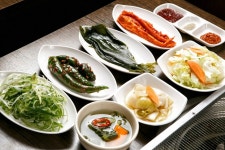 삼겹살과 함께 먹으면 마늘향이 난다는 산나물 명이 나물 먹는 법과 효능 총정리