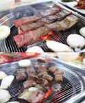 직접 만든 수제 이동갈비와 유기농 쌈채소 제공하는 포천 맛집 우목정 위치는?