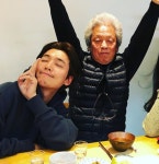 정경호, 수영 밥차 인증에 아버지 정을영까지 화제