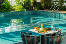 더 링크 서울 트리뷰트 포트폴리오 호텔, 실내 수영장 그랜드 오픈