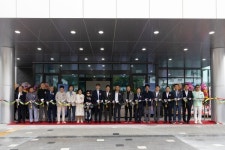 경주 최대 규모 미디어아트 테마파크 코스믹 리조트 그랜드 오픈