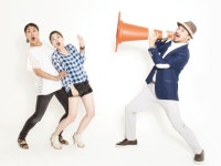 ‘입소문’ 타고 대학로 달구는 코믹풍자극 <소문>