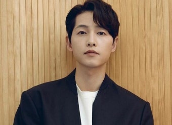 처음 입 연 송중기, 아내 대학 빼곤 모두 거짓