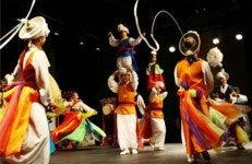 우리가락 좋을시고!...노리안마로, 제주복지시설 누빈다