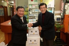 구성지 의장, 연말 사회복지시설 방문 위문품 전달