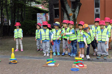 딱지치기에 제기차기까지! 신나는 전래놀이 한마당