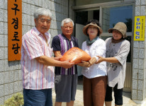 함덕농협 농가주부모임, 경로당 위문활동 전개