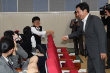 럭셔리뷰티하안지사 | 원희룡 지사 한국뷰티고 특강..."자체발광의 주도적 삶 살라"