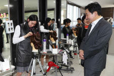 럭셔리뷰티하안지사 | 원희룡 지사 한국뷰티고 특강..."자체발광의 주도적 삶 살라"
