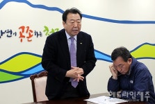 모슬포남항 지역주민들 제주도청 항의방문...무슨 일?