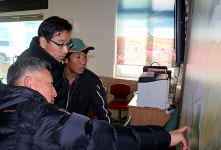 표선 찾은 위성곤 의원, 농촌 발전 중앙지원 추진