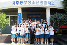 이상정 제주경찰청장, 중앙여고 경찰동아리와 간담회