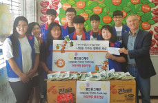 랭프유스제주 봉사단, 사랑나눔푸드마켓에 물품 기부