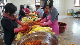 한경농협 농가주부모임, 사랑의 손잡기 김장대축제 개최