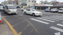 도로개선 탑동로 사거리 기형화...운전자 역주행 아찔