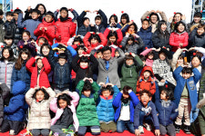 20년만에 본교 승격 더럭초등학교 입학식..."대한민국 교육희망으로"