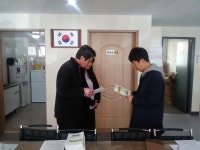 서홍동주민센터, 50세대 이상 아파트 탄소포인트제 가입홍보