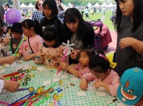 어린이날 해피! 아이사랑 큰잔치...제주 애향운동장 북적