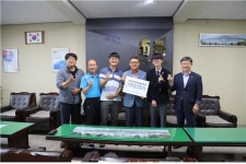 남주고등학교 학생자치회, 비전지역아동센터에 기부금 전달