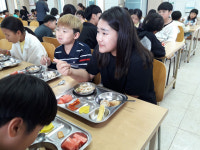 구좌중앙초, 일본 음식 유부우동 체험