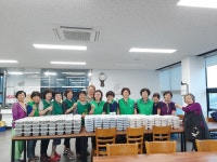 한동리부녀회, 독거노인 돕기 밑반찬 만들기 실시