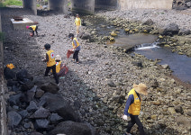 한라곰두리-이호적십자봉사회, 이호해변 일대 환경정화활동