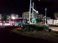 제주, 수모루 교차로서 버스 2대 충돌...17명 부상