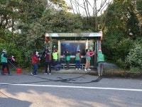 표선면 세화1리부녀회, 버스승차대 환경정비 실시