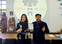 오페라인제주 오능희 단장 퇴임...클래식 음악 주축되길