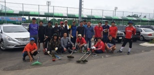 외도동월대마을회, 외도축구장 풀베기 실시