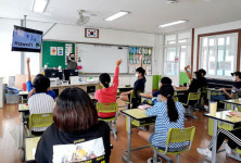 동부외국문화학습관, 소규모·원거리 학교지원 프로그램 운영