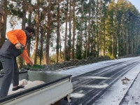 대륜동, 고근산 진입로 결빙구간 제설작업 실시