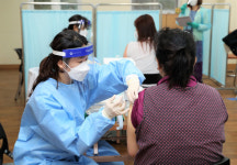 제주 코로나19 백신 접종 시작...요양시설 3193명 대상