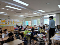 한수풀도서관, 사서가 알려주는 도서관 탐구생활 운영