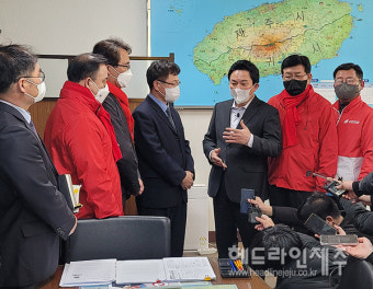 원희룡, 제주도선관위 항의 방문 