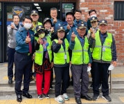 제주경찰, 만취 운전자 검거 기여 고순자.홍선욱씨에 감사장
