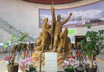 항일기념관 썰렁, 관광지는 북적...씁쓸한 제주 광복절 풍경