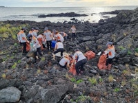 성산119센터 성산여성의용소방대, 온평리 해안가에서 환경정화 활동 