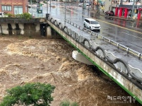 [종합] 초강력 태풍 제주도 내습, 거센 폭풍우…곳곳 피해 속출